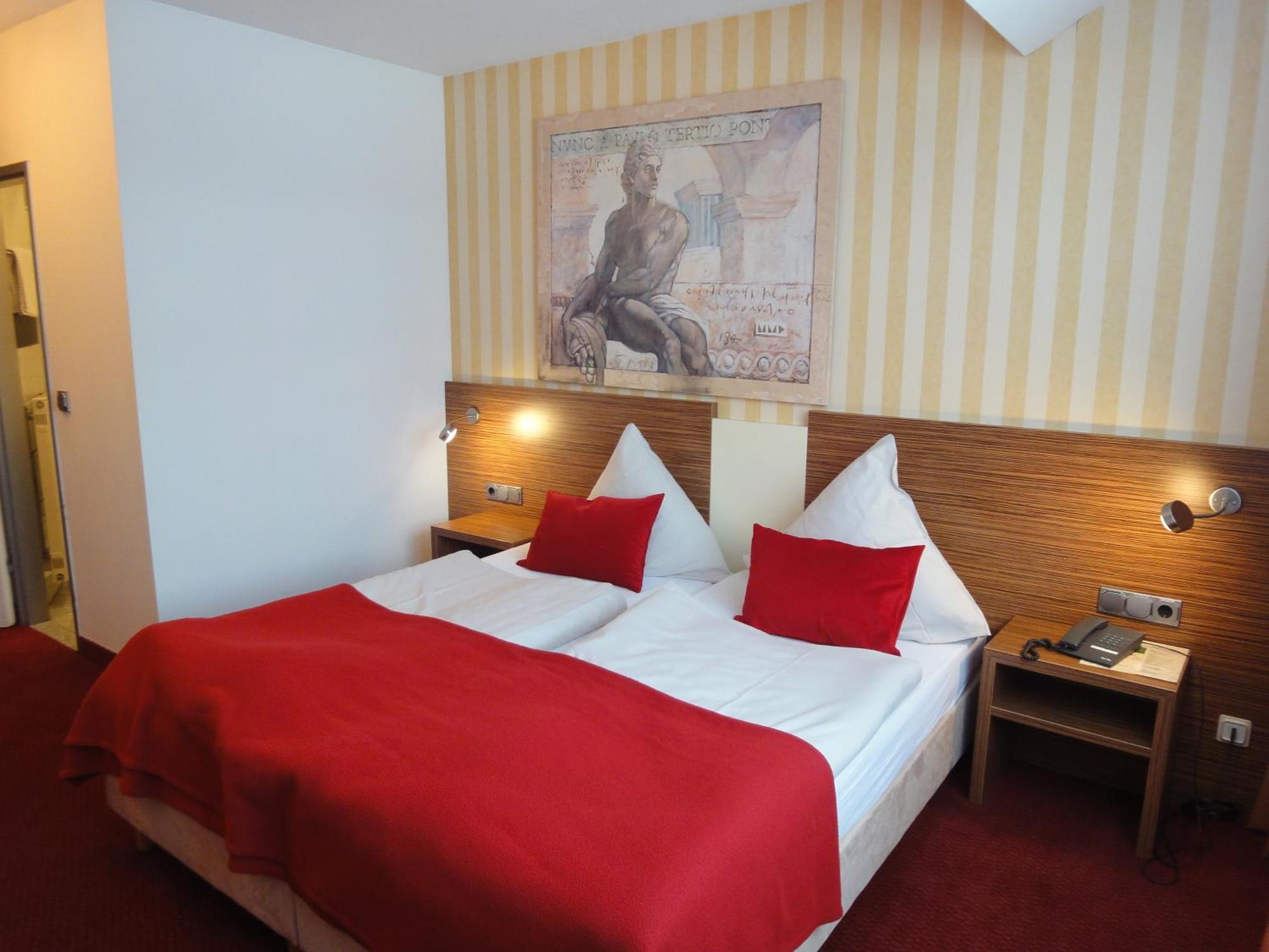 Hotel Scheidberg Wallerfangen Extérieur photo