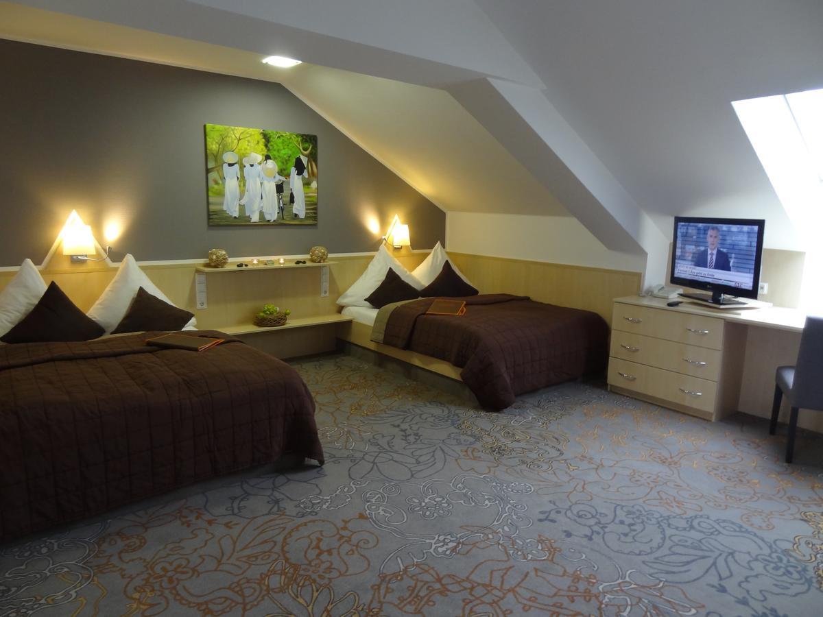 Hotel Scheidberg Wallerfangen Extérieur photo