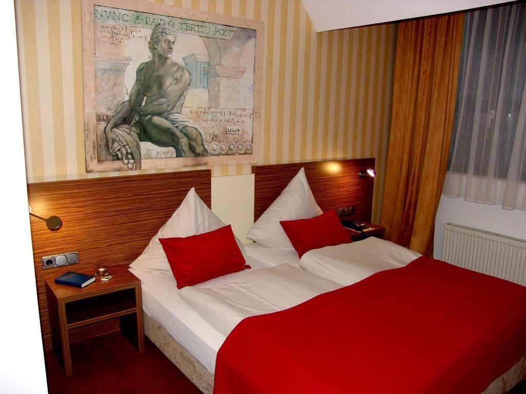 Hotel Scheidberg Wallerfangen Extérieur photo